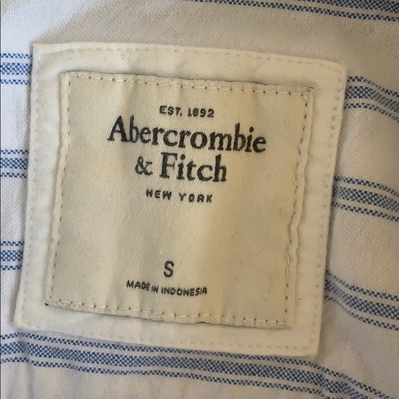 Abercrombie & Fitch Button Up - Picture 3 of 3